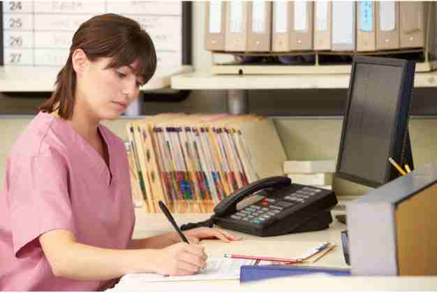 pharmacy healthcare assistant course
